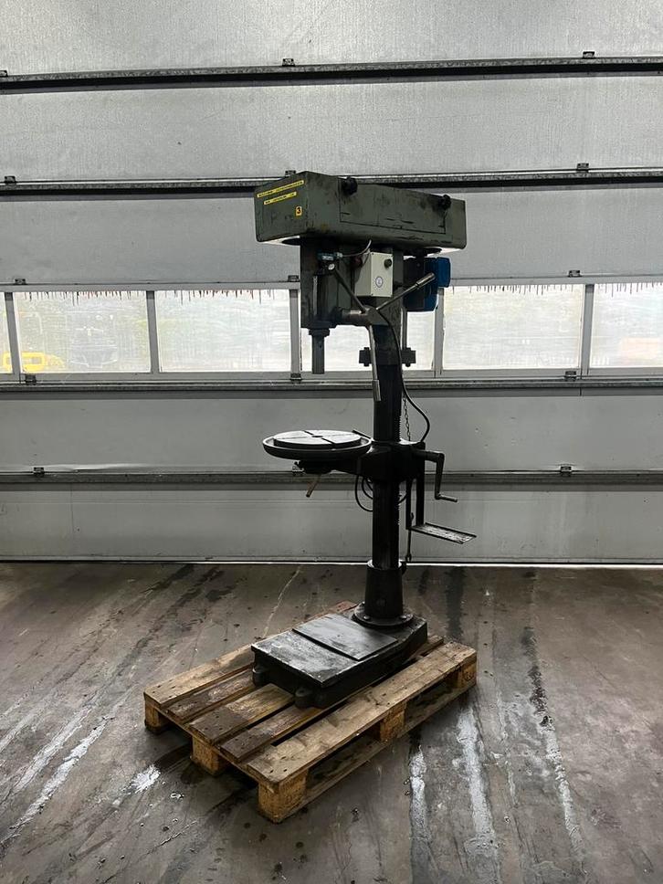 Perceuse à colonne VSF, raccord de perçage mk 4, Bricolage & Construction, Outillage | Foreuses, Utilisé, Foreuse sur colonne