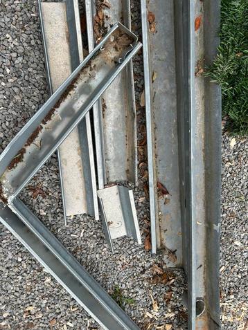 Goutières zing + fixations différentes mesures beschikbaar voor biedingen
