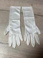Gants blancs hauts de cérémonie, Vêtements | Femmes, Enlèvement, Gants