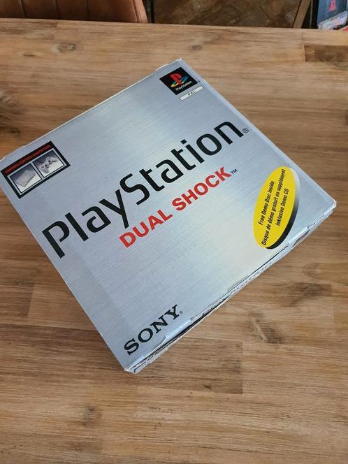 Sony ps1 dualschock editie SCHP7002c, Consoles de jeu & Jeux vidéo, Jeux | Sony PlayStation 1, Comme neuf, Enlèvement