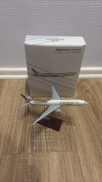 Etihad boeing 777f 1/400 beschikbaar voor biedingen