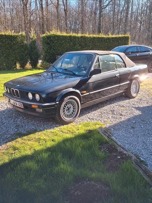 BMW E30 320 i  1987 95000km, Autos, Oldtimers & Ancêtres, Particulier, BMW, Enlèvement