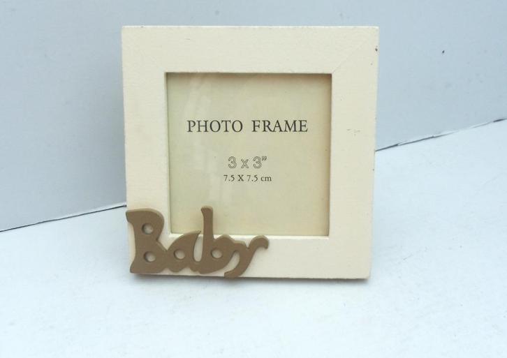Bedankje Baby fotokader hout voor doopsuiker - 24 stuks 30 €, Kinderen en Baby's, Kraamcadeaus en Geboorteborden, Nieuw, Kraamcadeau