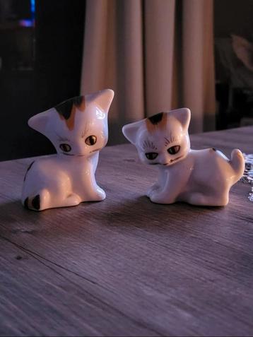 Porseleinen katjes  beschikbaar voor biedingen