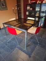 4 moderne tafelstoelen plastic rood wit met chroom onderstel, Ophalen, Gebruikt, Rood