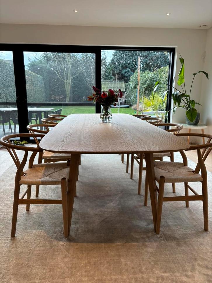 Eetkamer set eiken houten tafel + “Wishbone” stoelen, Maison & Meubles, Tables | Tables à manger, Comme neuf, Chêne, Enlèvement