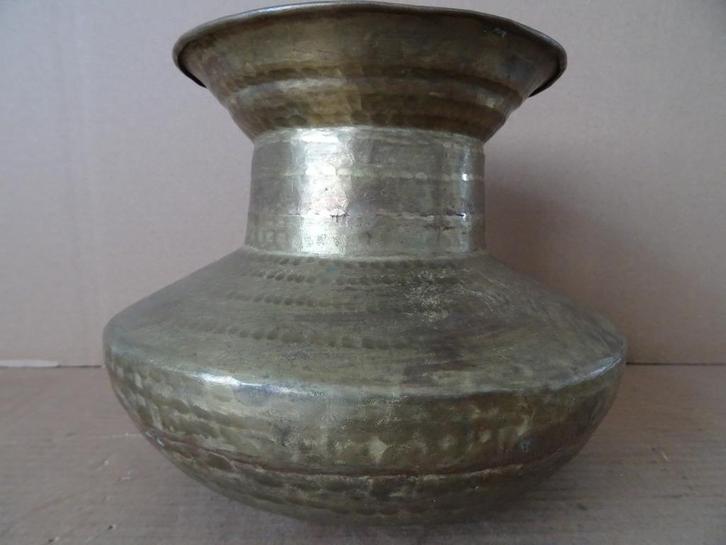 Volkskunst India koperen pot India koperen vaas India 1950, Antiek en Kunst, Curiosa en Brocante, Ophalen of Verzenden