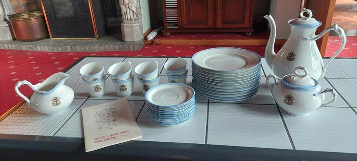 Gilde-servies Porcelaine de France – gelimiteerde editie Bru, Huis en Inrichting, Keuken | Servies, Gebruikt, Compleet servies