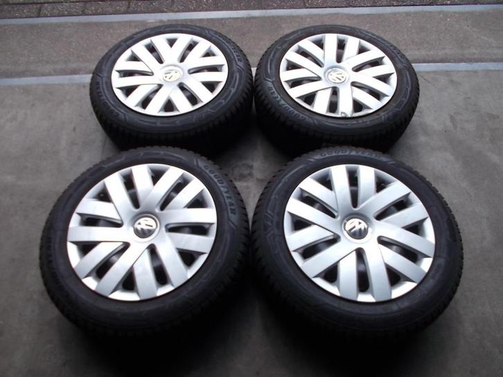 ZGAN ORIGINELE VW POLO VELGEN + WINTERBANDEN 185 60 R15, Auto diversen, Tuning en Styling, Ophalen of Verzenden