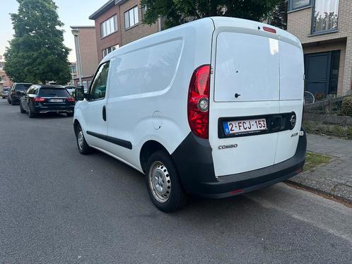 Opel combo EURO 5B, Auto's, Bestelwagens en Lichte vracht, Particulier, Centrale vergrendeling, Opel, Diesel, Euro 5, 5 deurs