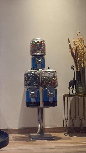 Kauwgomballenautomaat beschikbaar voor biedingen