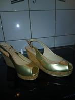 Sandales compensées dorées de la marque Idéal., Idéal, Enlèvement, Neuf