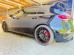 Mercedes A35 AMG, Auto's, Mercedes-Benz, Automaat, 4 cilinders, Alcantara, Zwart