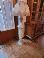 staande schemerlamp met albast (of onyx)voet en stoffen kap, Huis en Inrichting, Ophalen, Overige materialen, 100 tot 150 cm, Zo goed als nieuw