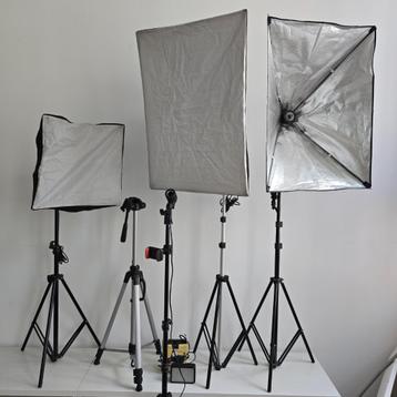 Softboxen + statiefen set beschikbaar voor biedingen