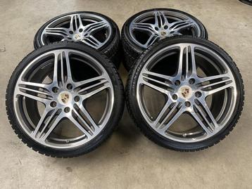 Porsche Velgen met banden 305/25/19&235/35/19 porsche velgen beschikbaar voor biedingen
