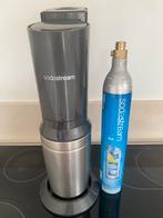 Sodastream met 2 flessen en nieuwe gasfles, Elektronische apparatuur, Bruiswatermachines, Ophalen, Zo goed als nieuw