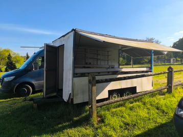 Bierkar op geremde aanhangwagen 4m x 2,1m, Ophalen