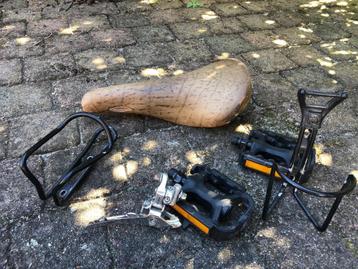Fietsonderdelen beschikbaar voor biedingen