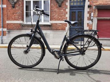 BTWIN elops 900 lage opstap beschikbaar voor biedingen