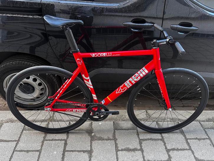 Cinelli vigorelli shark fixie, Fietsen en Brommers, Fietsen | Racefietsen, Zo goed als nieuw, Heren, Overige merken, Minder dan 10 versnellingen