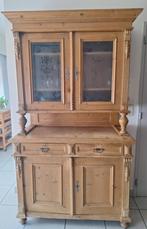 houten  vitrinekast, Huis en Inrichting, Ophalen, Gebruikt, Kast past moeiteloos in diverse interieurstijlen., Glas