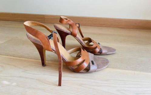 Elegante Lederen Sandalen Esprit (39) – Nieuw!, Kleding | Dames, Schoenen, Nieuw, Sandalen of Muiltjes, Bruin, Ophalen of Verzenden