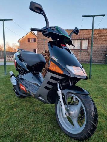 Aprilia SR Max Biaggi b klasse uit 1996 in topstaat!  beschikbaar voor biedingen