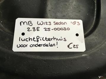 Mercedes W123 Sedan 2.3 1983 Wagennr 2500030  Luchtfilterhui beschikbaar voor biedingen