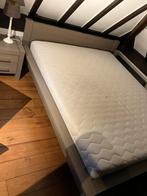 2 persoonbed + nachtkastjes + lattenbodems + matras, Enlèvement, Utilisé, Matelas