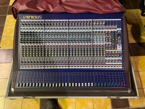 Audio Midas Vencie F32, bekabeld, met effecten en kabels, Audio, Tv en Foto, Professionele apparaten, Gebruikt, Audio, Ophalen
