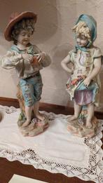 Beeldjes in Biscuit, Ophalen