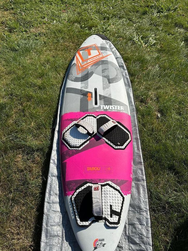 Set complet windsurf - à saisir !, Watersport en Boten, Windsurfen, Gebruikt, Complete set, Met vin(nen), Met draagtas, Ophalen