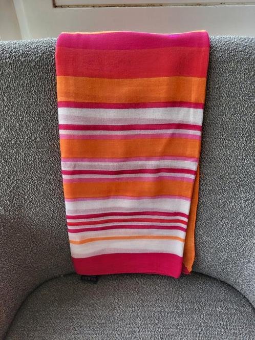 Diverse sjaals, Kleding | Dames, Mutsen, Sjaals en Handschoenen, Zo goed als nieuw, Ophalen of Verzenden