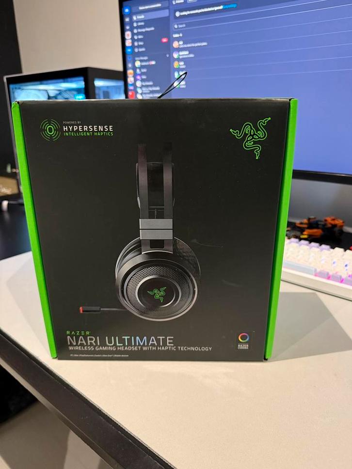 Razer Nari Ultimate, Computers en Software, Headsets, Gebruikt, Over-ear, Draadloos, Gaming headset, Inklapbare microfoon, Mute-functie
