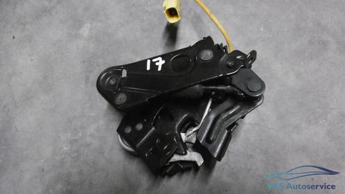 Motorkapsluiting actief   rechts    BMW 5-serie F10-F11 51 2, Auto-onderdelen, Carrosserie, BMW, Gebruikt, Herkomst onderdeel bekend