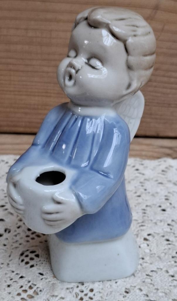 Porseleinen kandelaartje engeltje, zingend jongetje, KERST, Diversen, Kerst, Zo goed als nieuw, Ophalen of Verzenden