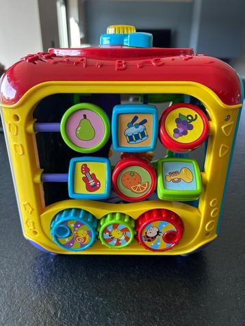 Vtech activiteiten kubus beschikbaar voor biedingen