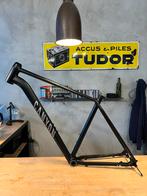 Frame Grand Canyon 9 XL met steekas, Fietsen en Brommers, Ophalen
