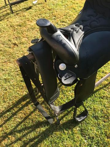 3 stoelen te koop  beschikbaar voor biedingen