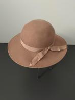 Grote hoed, Kleding | Dames, Hoeden en Petten, Ophalen, 55 cm (S, 6⅞ inch) of minder, Hoed, Zo goed als nieuw