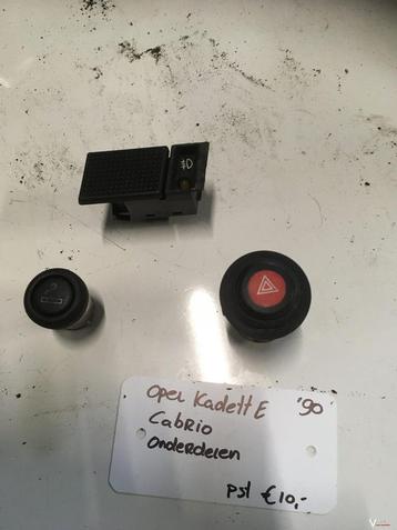 Opel Kadett E Cabrio 1990 GSI 2.0 8v aansteker , alarmlichts beschikbaar voor biedingen