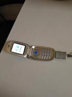 Samsung sgh E100 a vendre fonctionne  avec chargeur., Ophalen of Verzenden, Zo goed als nieuw