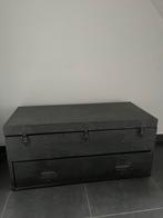 Zwarte metalen opbergkist / zitbank, Ophalen, Zo goed als nieuw