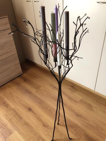 kandelaar beschikbaar voor biedingen