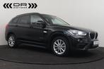 BMW X1 20dA sDrive 190PK!  CARPLAY  - CAMERA - LED, 1995 cc, 4 cilinders, 0 kg, Zwart