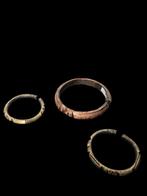 Lot 3 anciens bracelets cuivre Bakongo, Enlèvement ou Envoi