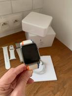 Apple Watch 42mm met alle toebehoren en 3 bandjes, Ophalen of Verzenden, Gebruikt, Zilver, IOS