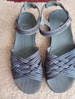 TEVA sandalen maat 37/38 leder nieuw, Kleding | Dames, Ophalen, Nieuw