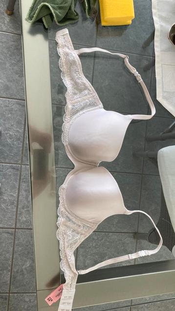 Bh Hunkemoller maat eu 80B, Enlèvement ou Envoi, Soutien-gorge